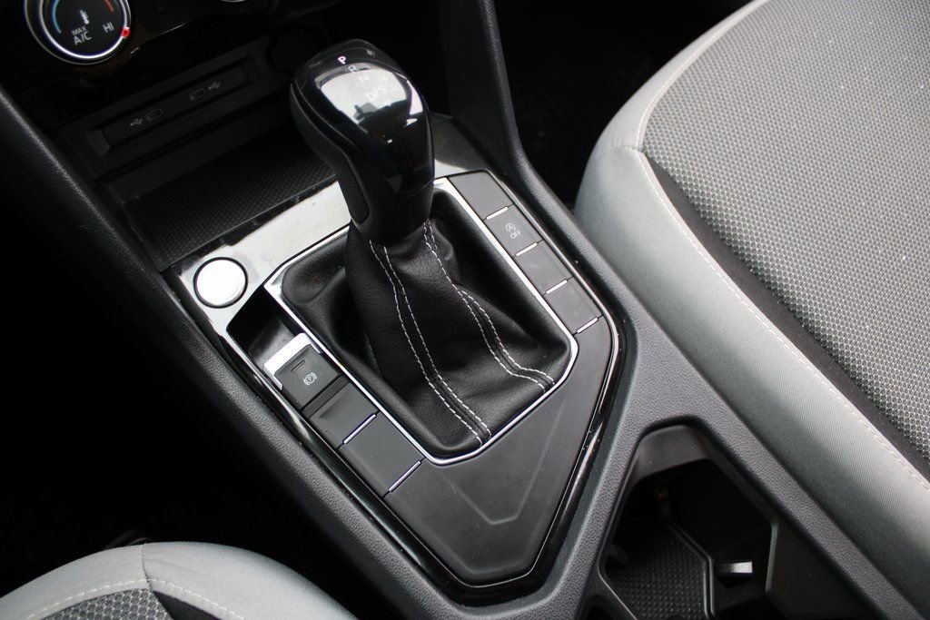 Certified 2023 Volkswagen Taos S image 18