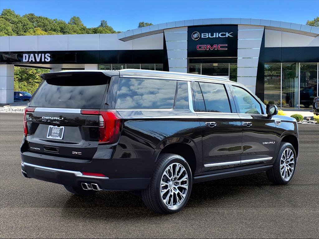 New 2026 GMC Yukon XL Denali w/ Sun & Power Step Package image 4