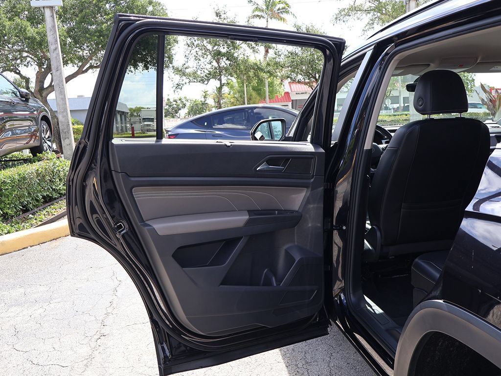 Used 2022 Volkswagen Atlas SE AWD/4WD image 18