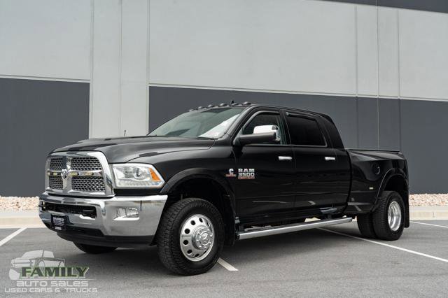 Used 2014 RAM 3500 Laramie image 2