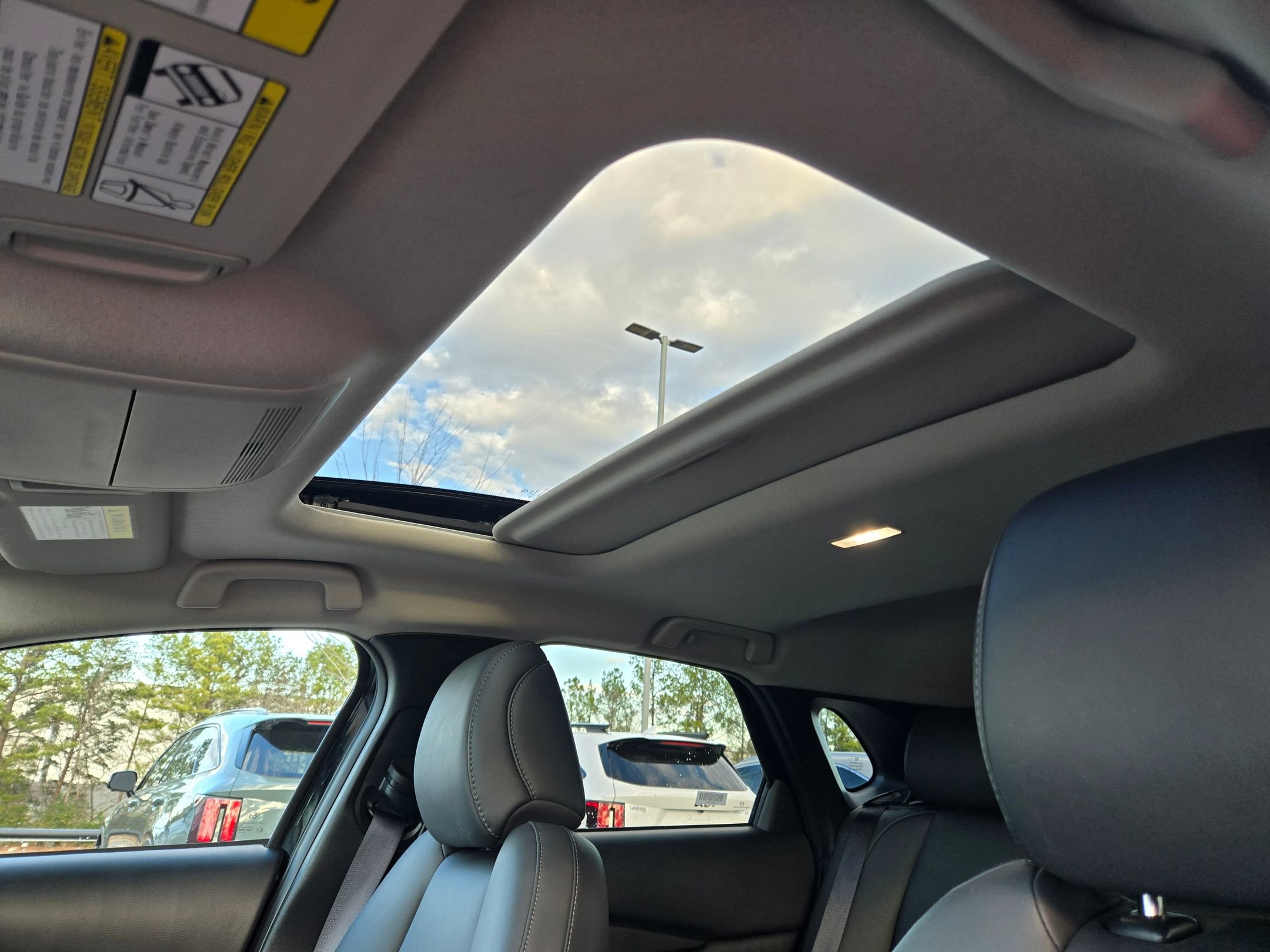 Used 2025 MAZDA CX-30 AWD 2.5 S w/ Preferred Package image 31