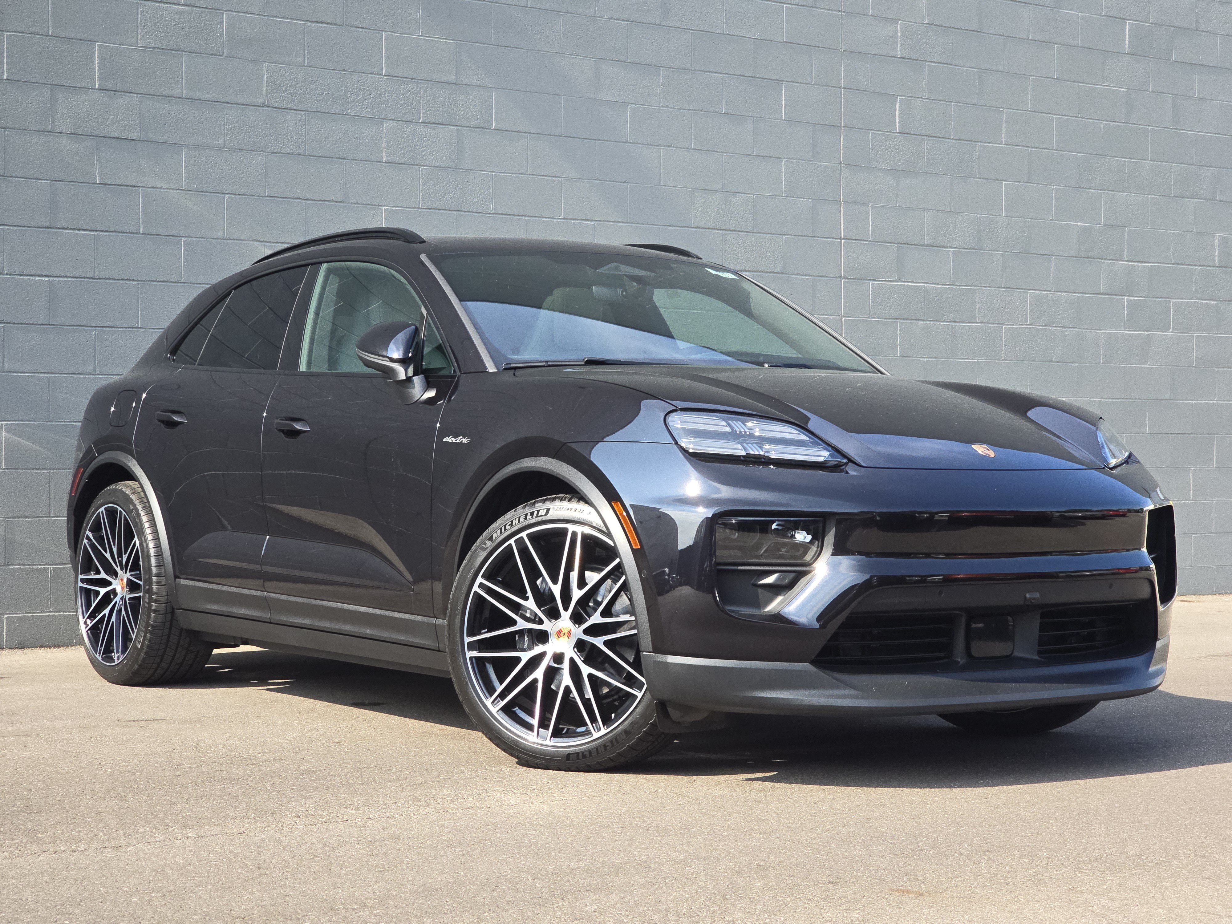 New 2026 Porsche Macan 4 Electric AWD/4WD image 12
