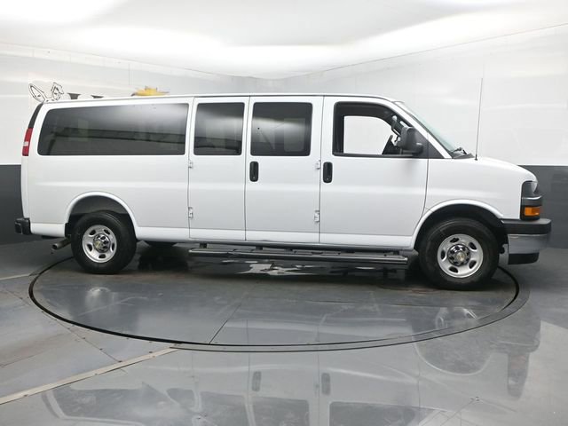 New 2025 Chevrolet Express 3500 LT w/ LT Preferred Equipment Group RWD image 29
