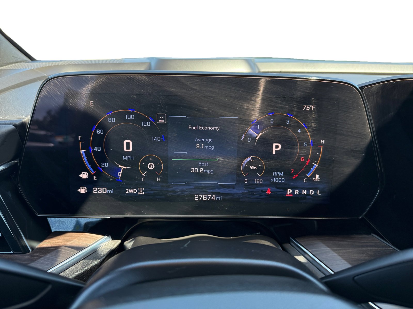 Used 2025 Chevrolet Suburban Z71 AWD/4WD image 11