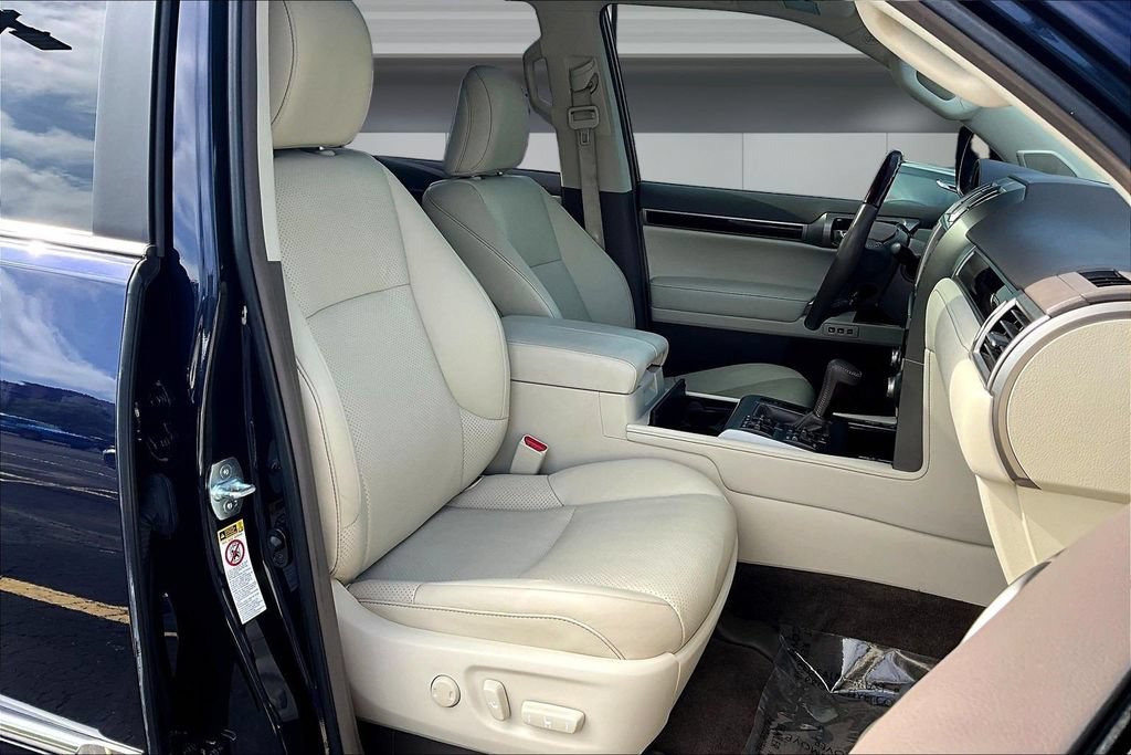 Used 2018 Lexus GX 460 Luxury w/ Preferred Accessory Package AWD/4WD image 29