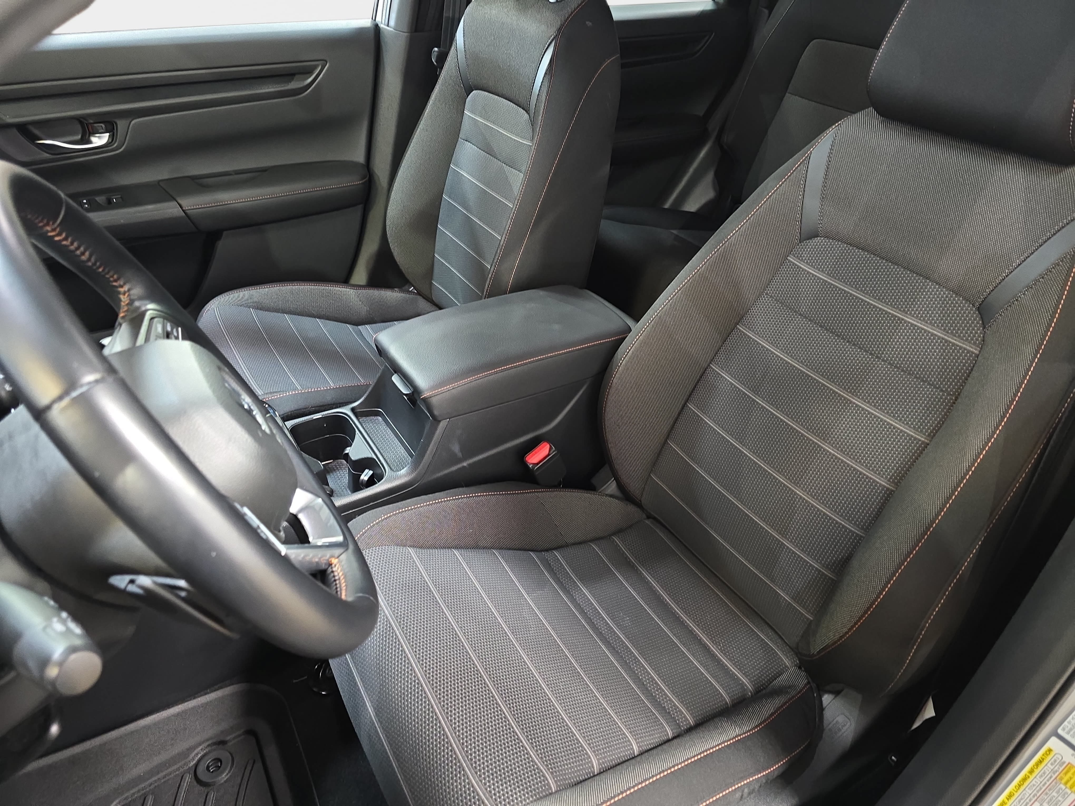 Used 2025 Honda CR-V Sport image 13