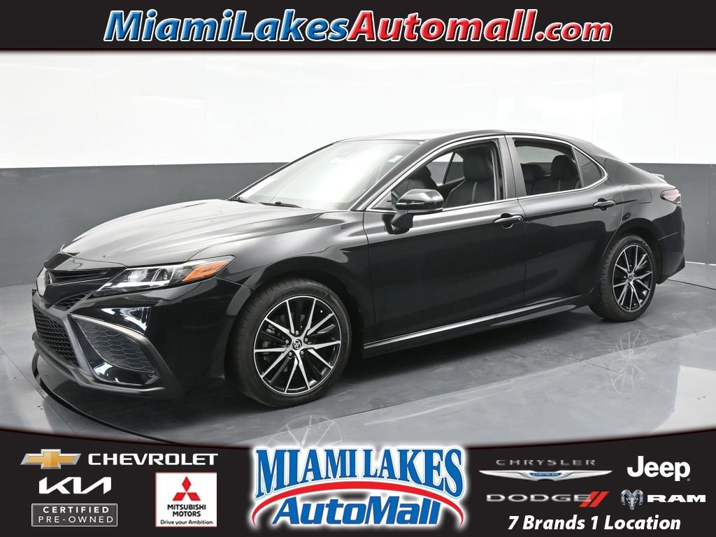 Used 2021 Toyota Camry SE