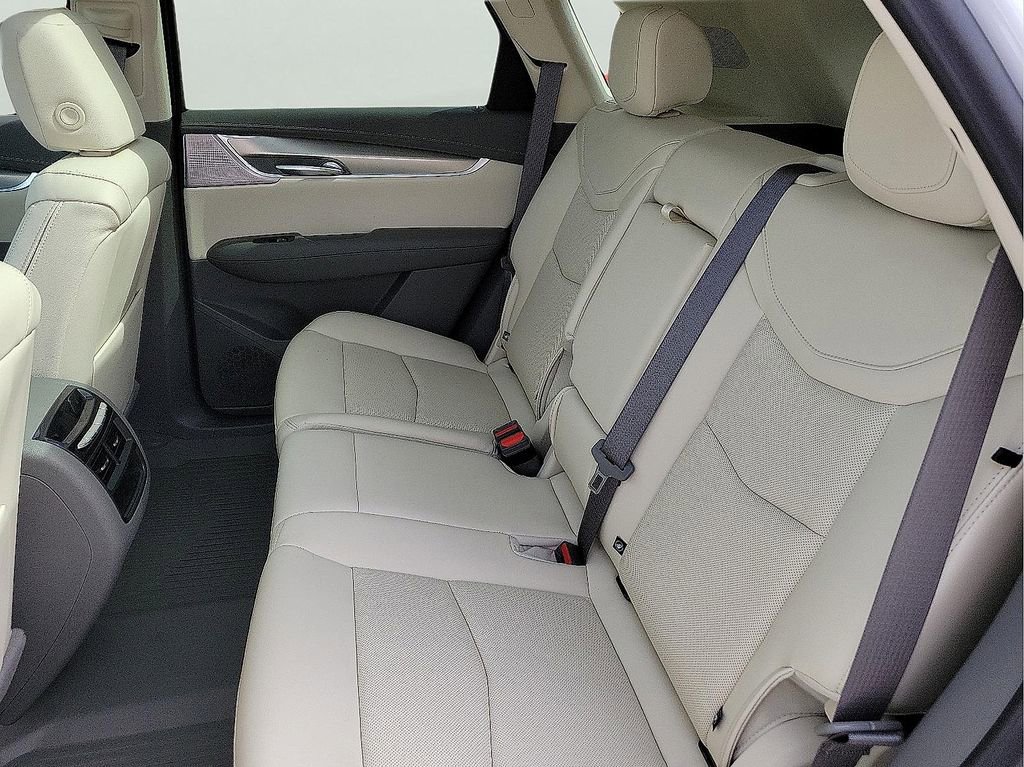New 2026 Cadillac XT5 Premium Luxury w/ Driver Assist Package image 13