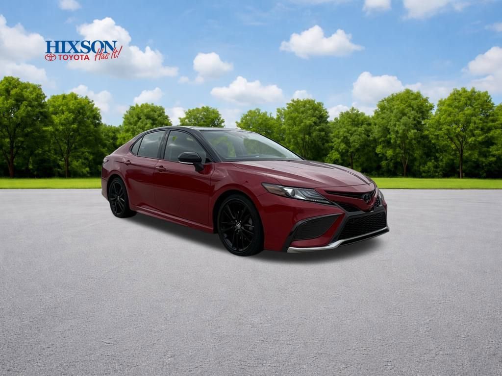 Used 2021 Toyota Camry XSE image 1