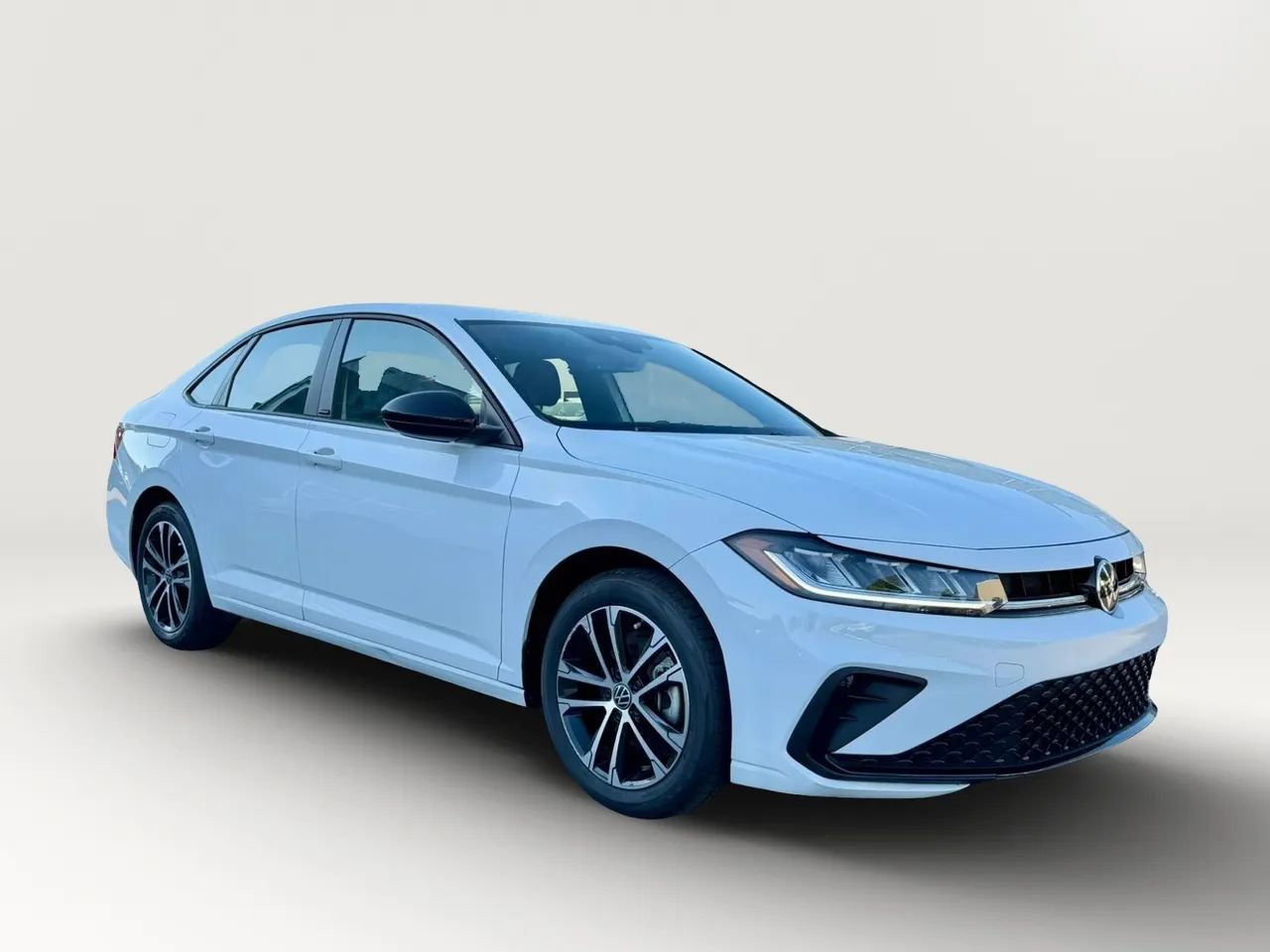 Used 2025 Volkswagen Jetta Sport image 1