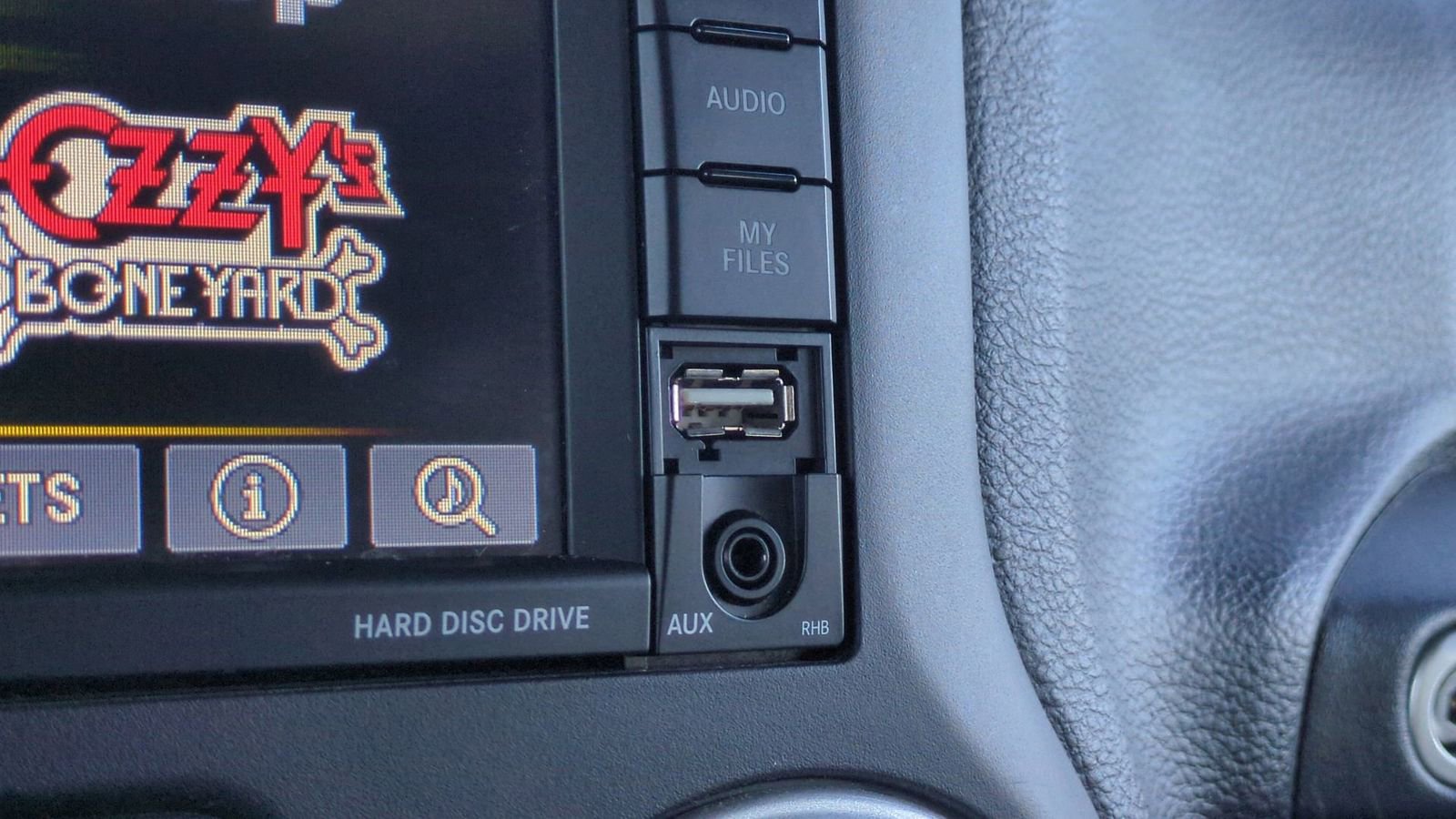 Used 2016 Jeep Wrangler Unlimited Rubicon image 36