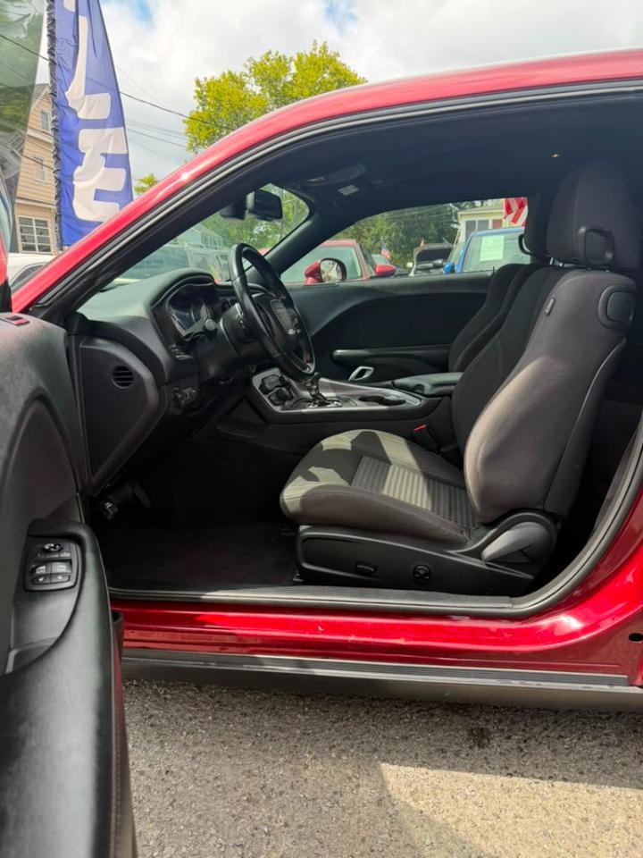 Used 2021 Dodge Challenger R/T RWD image 17