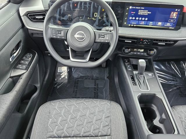 New 2026 Nissan Kicks SV image 7