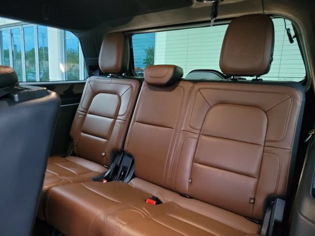 Certified 2022 Lincoln Navigator Reserve RWD image 14