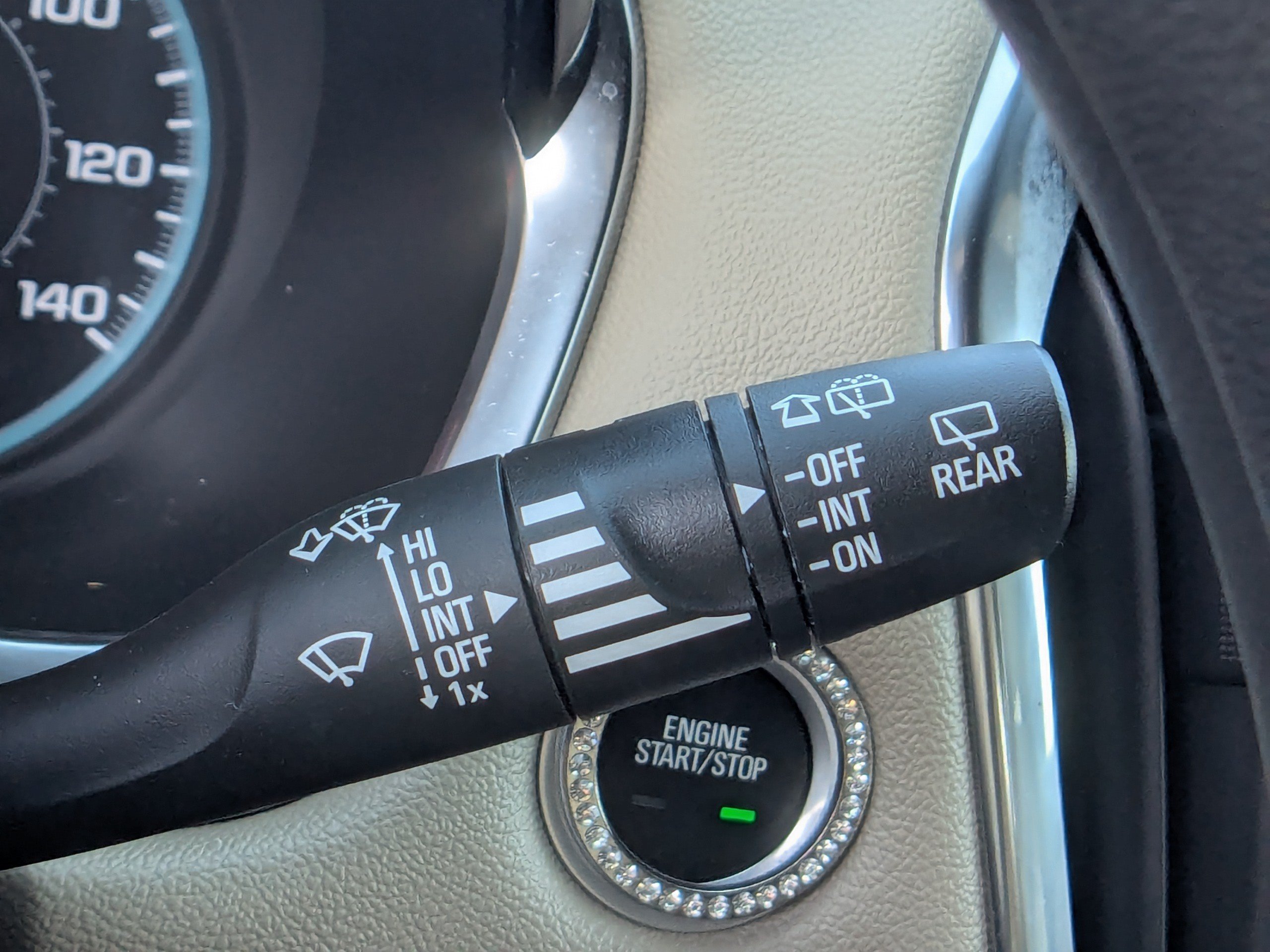 Used 2023 Chevrolet Traverse LS w/ LPO, Cargo Package AWD/4WD image 28