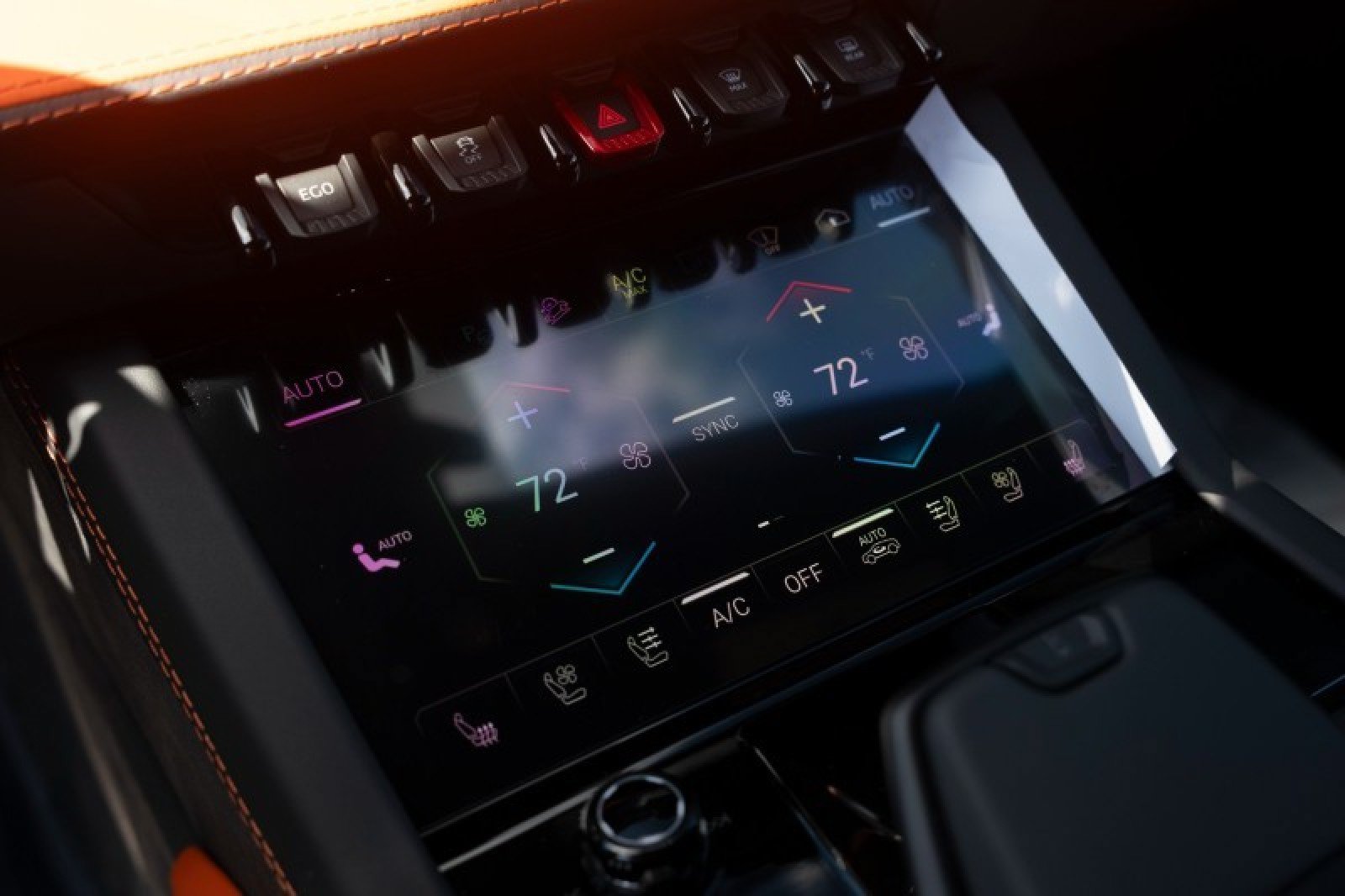 Used 2025 Lamborghini Urus S AWD/4WD image 11