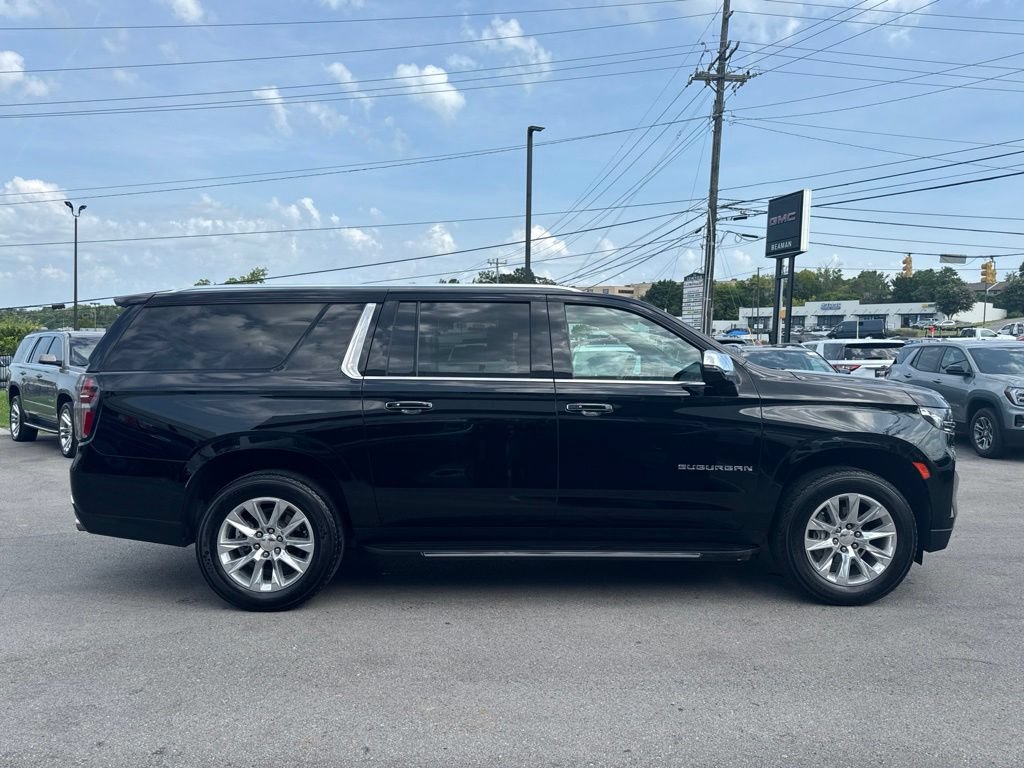 Used 2024 Chevrolet Suburban Premier AWD/4WD image 8