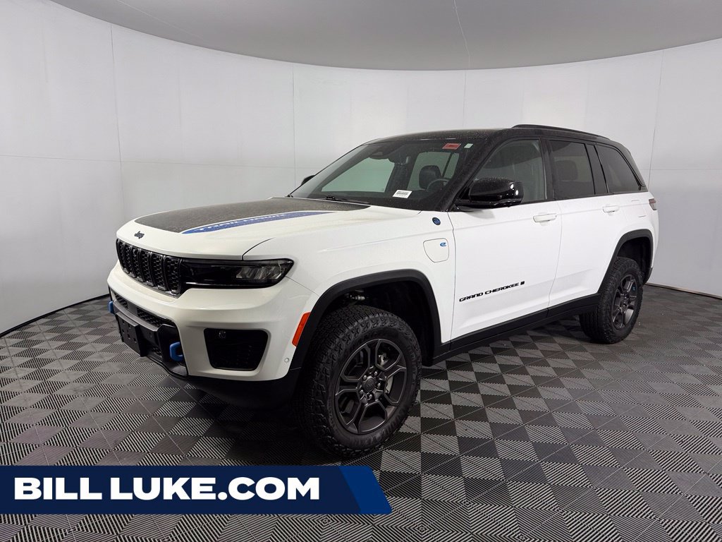 Used 2025 Jeep Grand Cherokee Trailhawk w/ Advanced Protech Group II