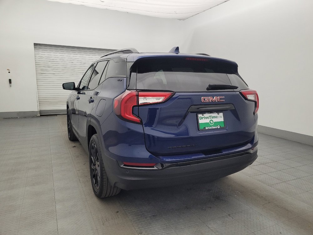 Used 2023 GMC Terrain SLT w/ Tech Package image 6