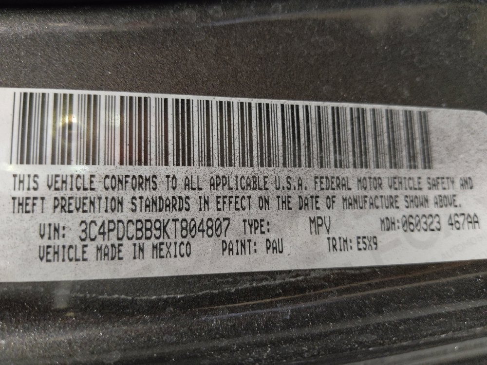 Used 2019 Dodge Journey SE FWD image 33