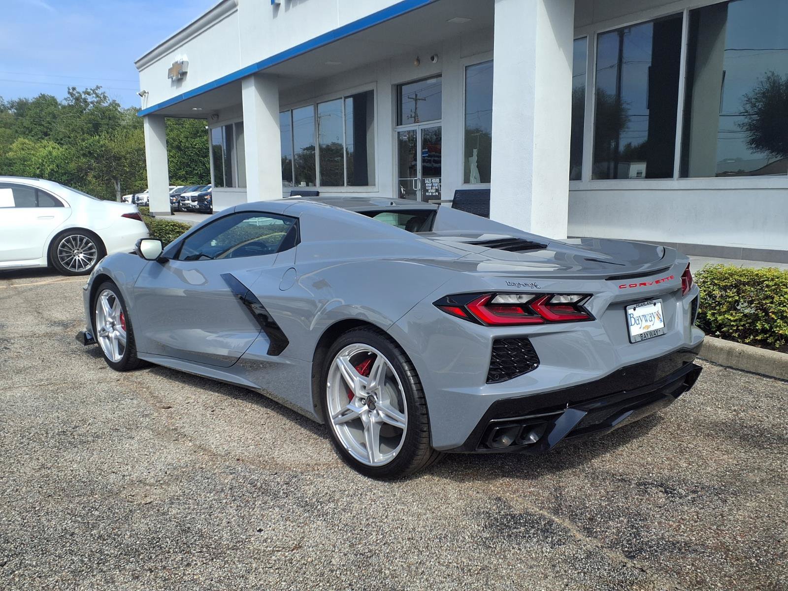 Used 2024 Chevrolet Corvette Stingray Convertible w/ Battery Protection Package RWD image 24