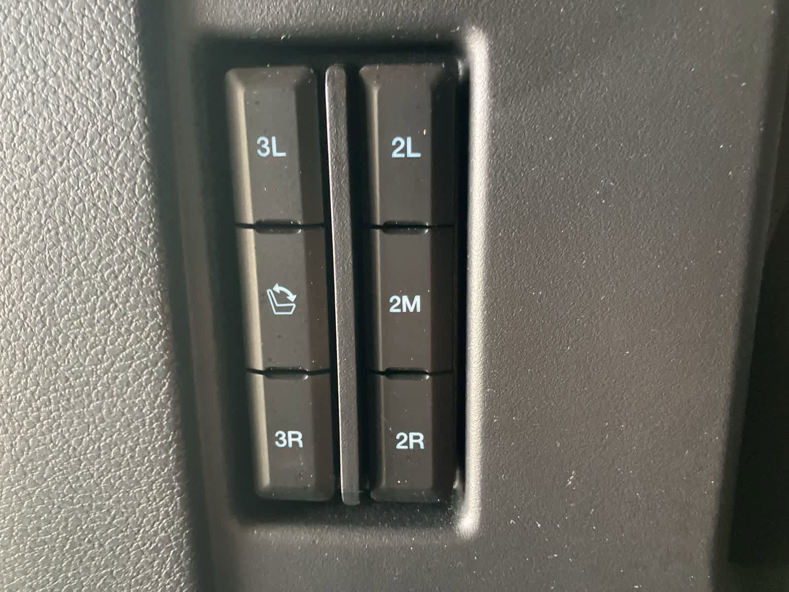 Used 2019 Ford Expedition XLT w/ Equipment Group 202A image 34