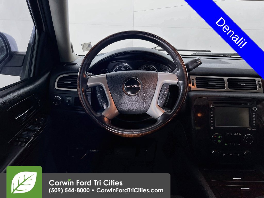Used 2012 GMC Yukon Denali AWD/4WD image 27