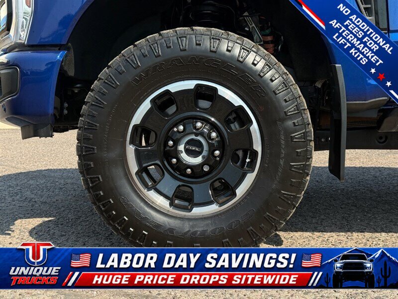 Used 2026 Ford F350 Platinum w/ Tremor Off-Road Package AWD/4WD image 11
