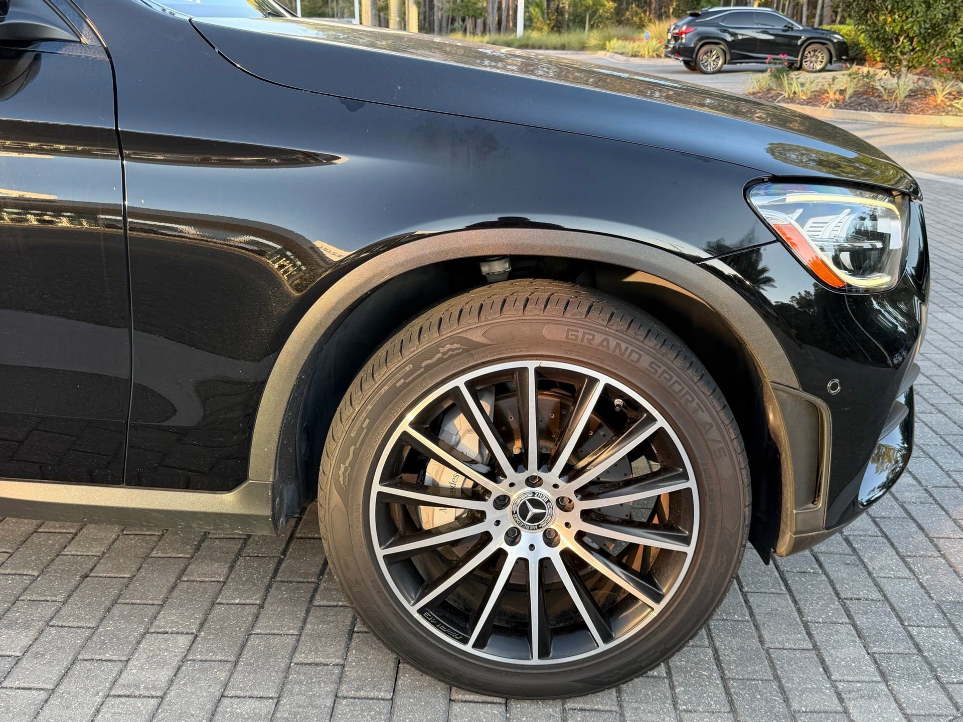 Used 2022 Mercedes-Benz GLC 300 image 6