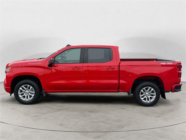 Used 2023 Chevrolet Silverado 1500 RST image 2