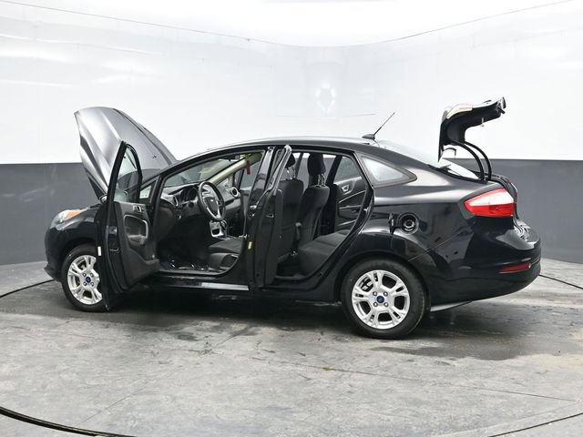 Used 2016 Ford Fiesta SE image 43