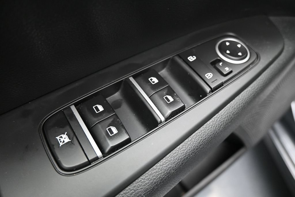 Used 2024 Kia Forte LXS FWD image 11