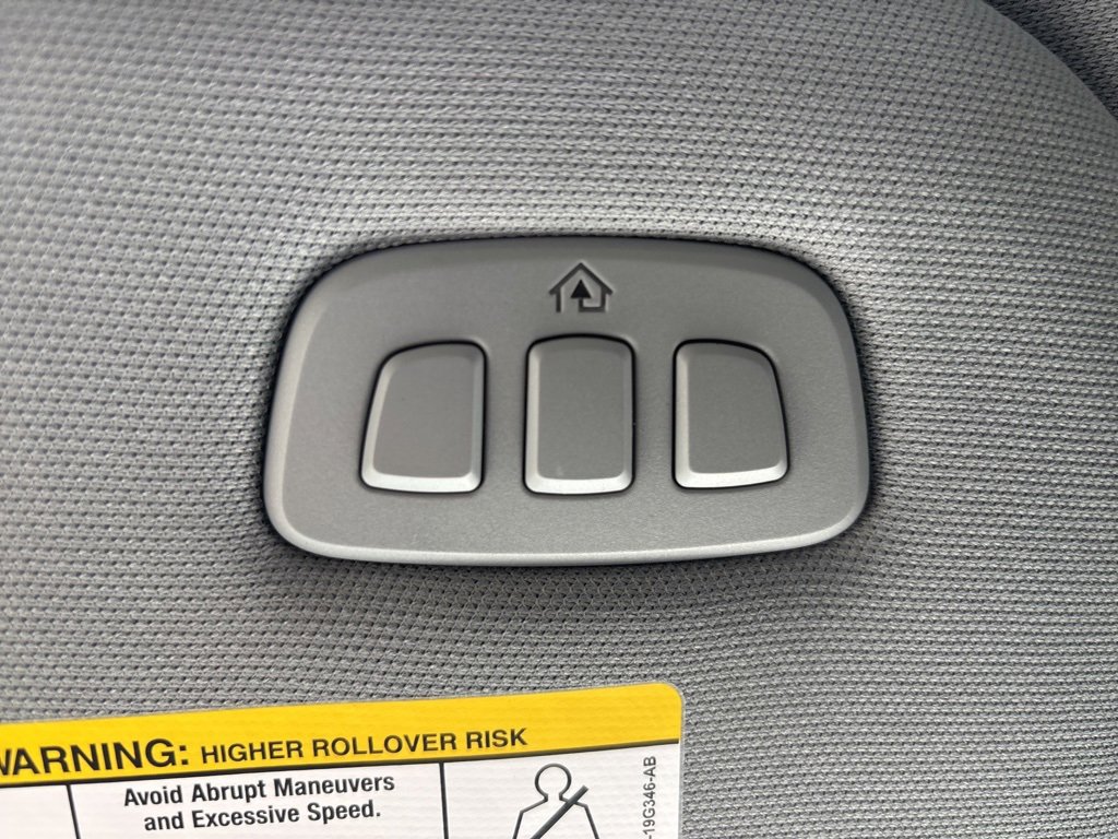 New 2025 Ford F250 Lariat w/ Chrome Package image 30