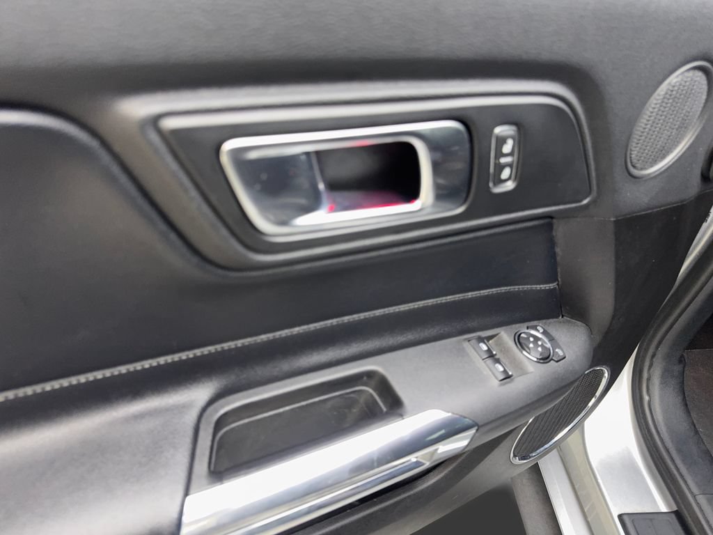 Used 2020 Ford Mustang GT Premium RWD image 32