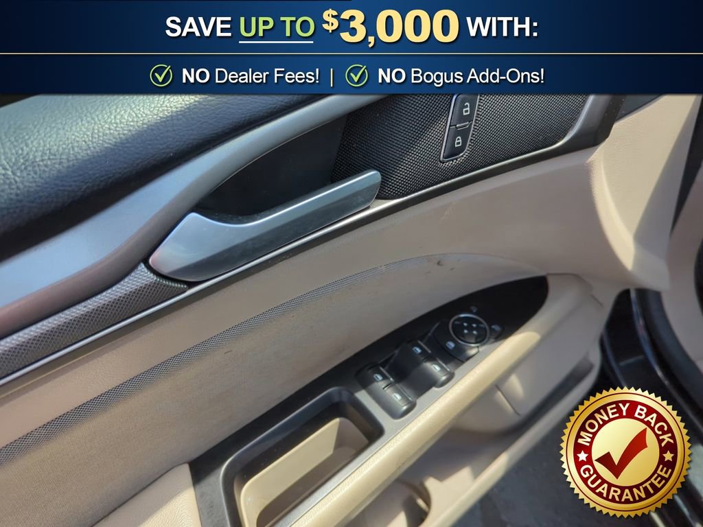 Used 2017 Ford Fusion SE image 16