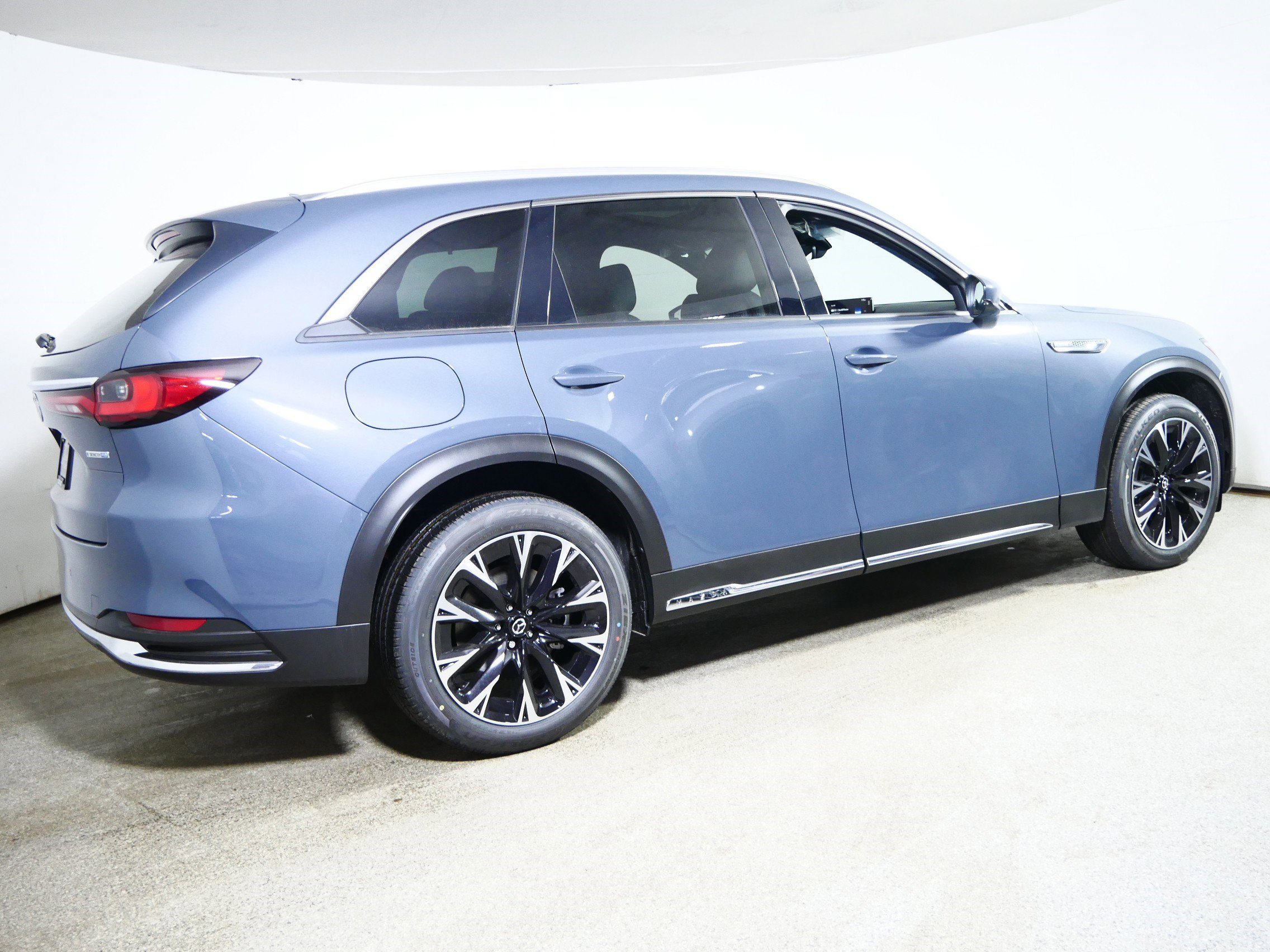 New 2026 MAZDA CX-90 Plug-In Hybrid w/ Premium Plus image 2