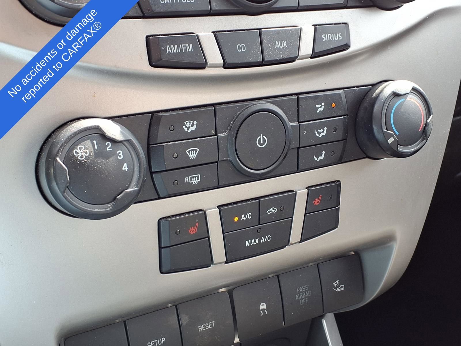 Used 2010 Ford Focus SES FWD image 19