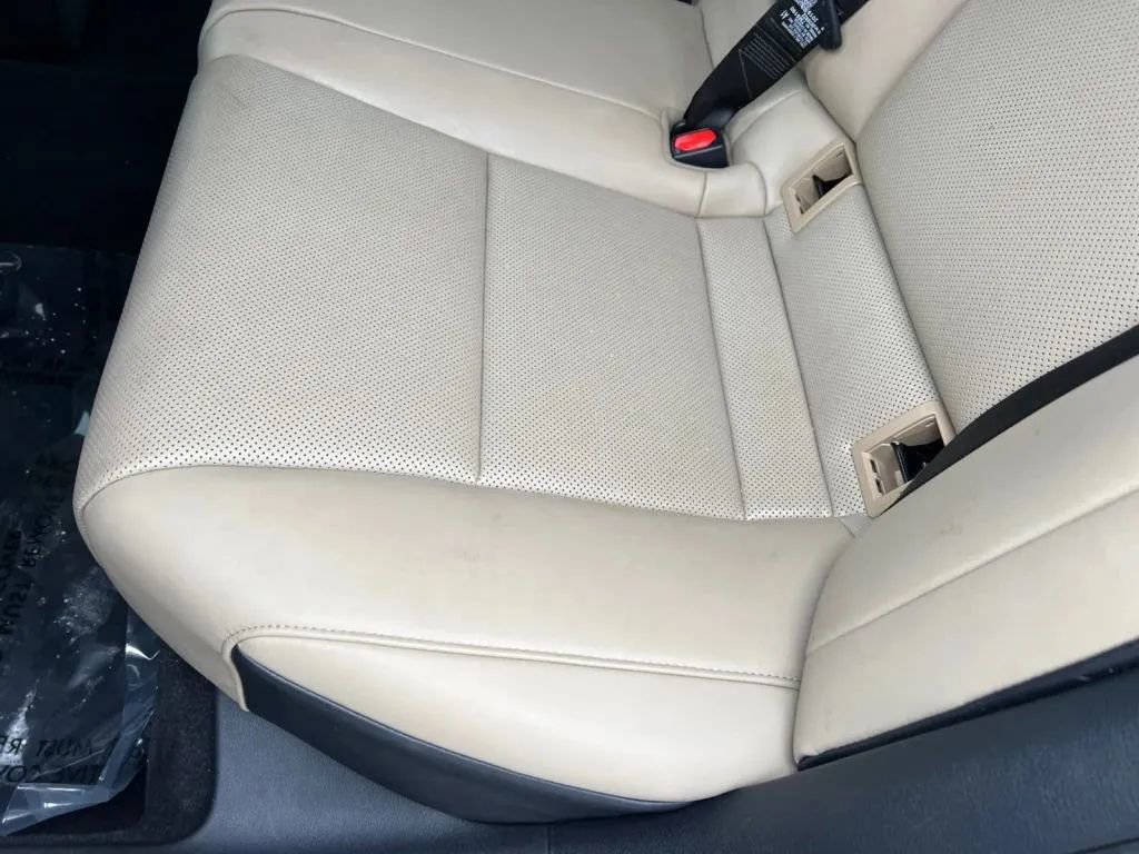 Used 2020 Lexus ES 350 w/ Premium Package image 23