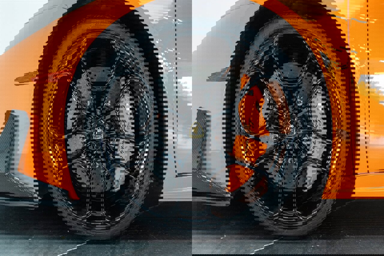 Used 2017 Lamborghini Huracan LP 610-4 AWD/4WD image 74