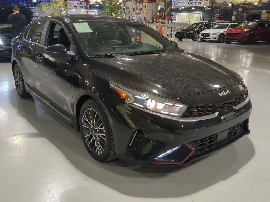 Used 2024 Kia Forte GT-Line w/ GT-Line Premium Package image 4