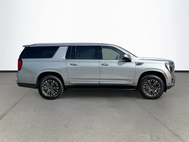 New 2026 GMC Yukon XL Elevation w/ Elevation Premium Package image 3