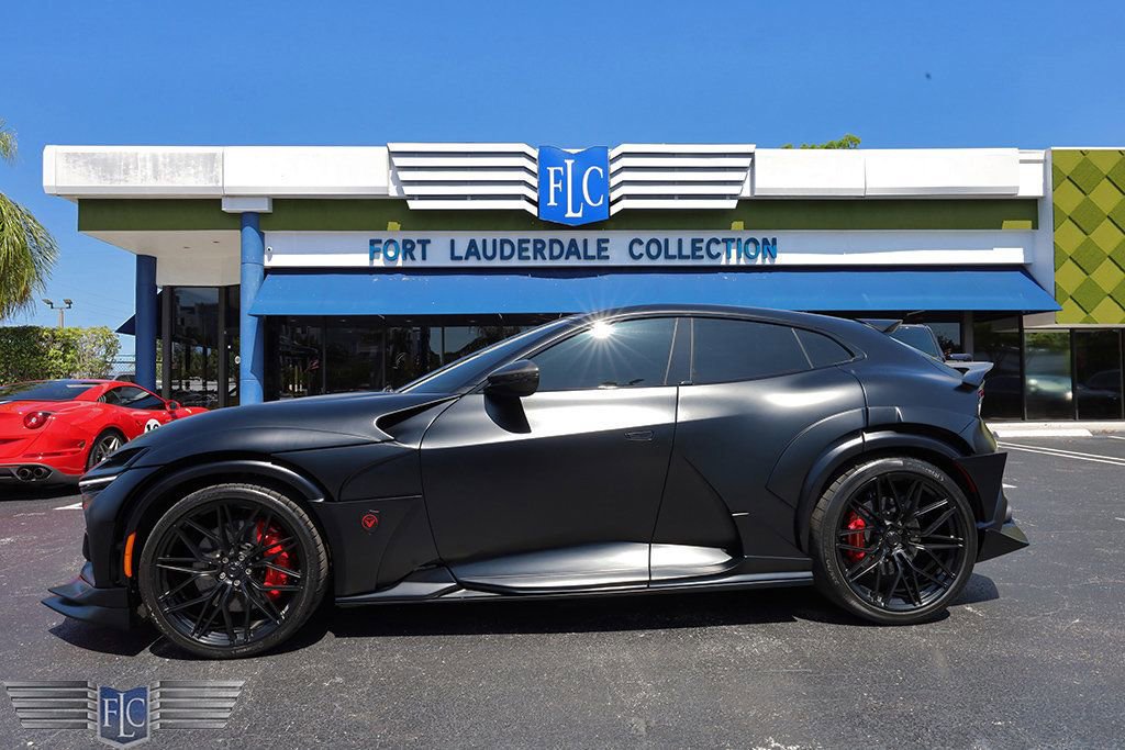 Used 2023 Ferrari Purosangue AWD/4WD image 3