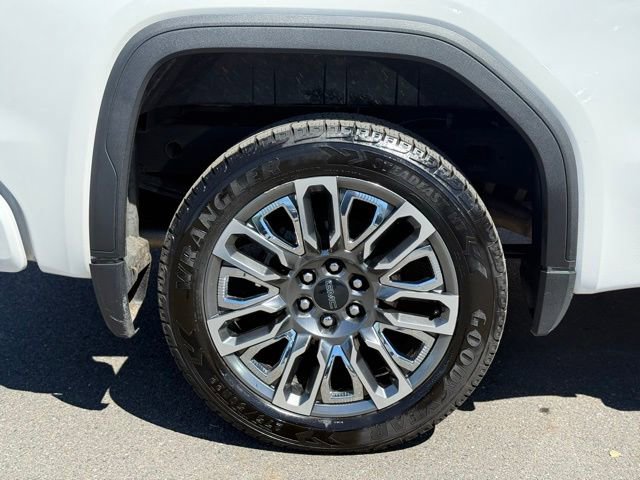 Used 2024 GMC Sierra 1500 Denali Ultimate AWD/4WD image 18