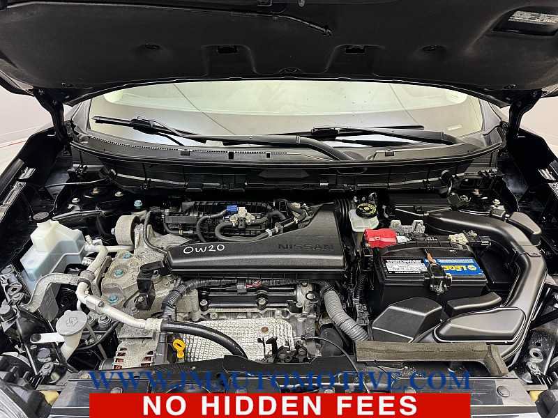 Used 2018 Nissan Rogue SV AWD/4WD image 10