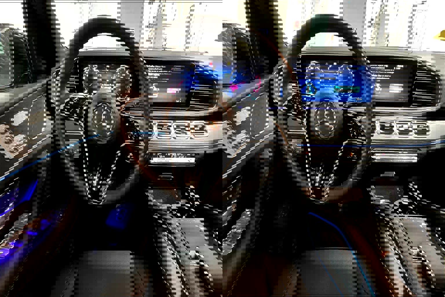 Used 2024 Mercedes-Benz GLE 350 4MATIC image 6