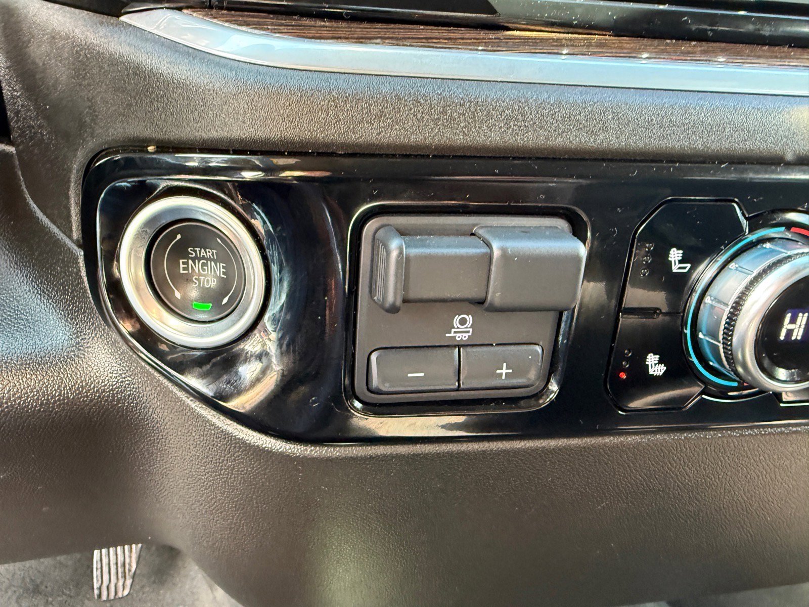 Used 2025 GMC Sierra 1500 Elevation AWD/4WD image 27