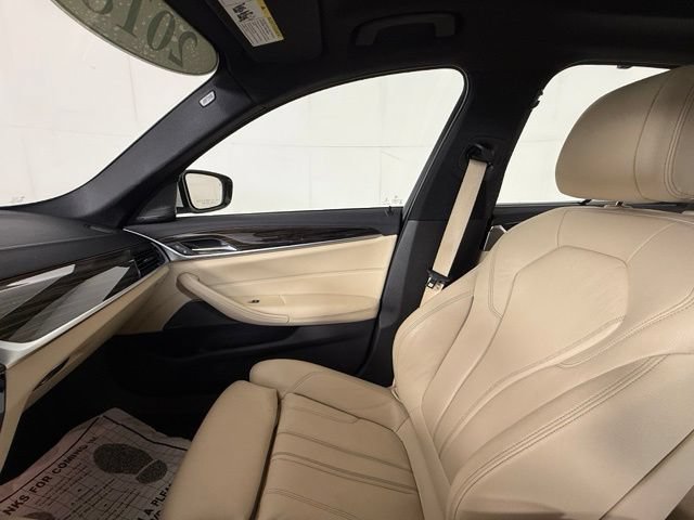 Used 2018 BMW 540i RWD image 23