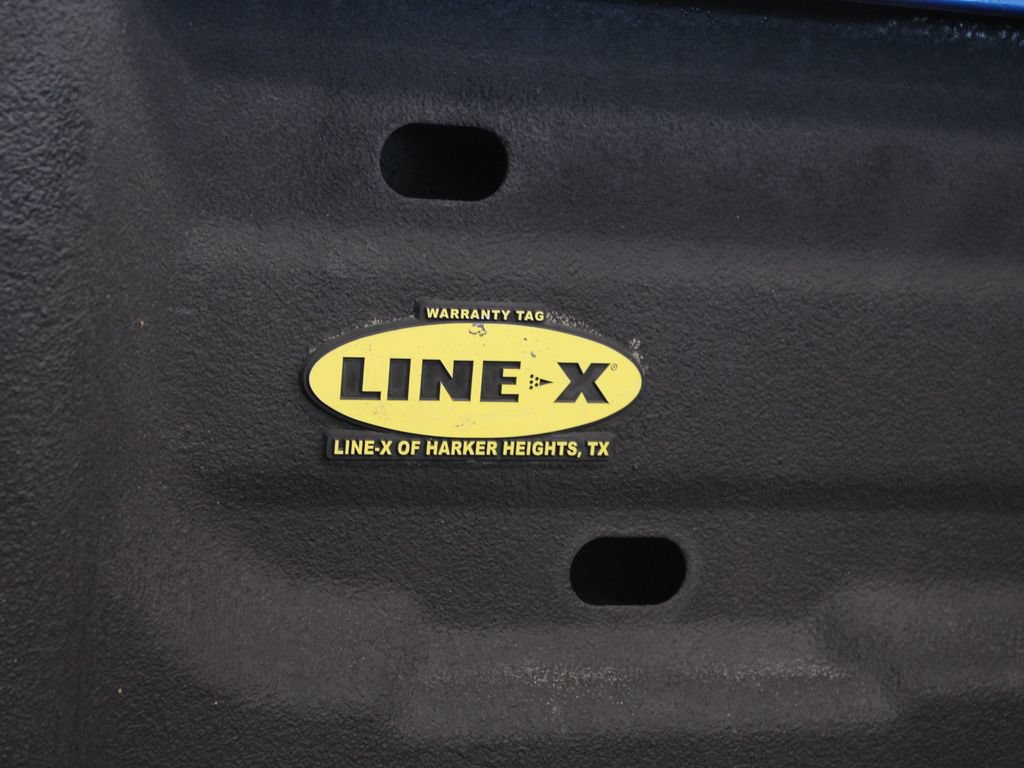 Used 2022 Chevrolet Colorado LT w/ Safety Package RWD image 32