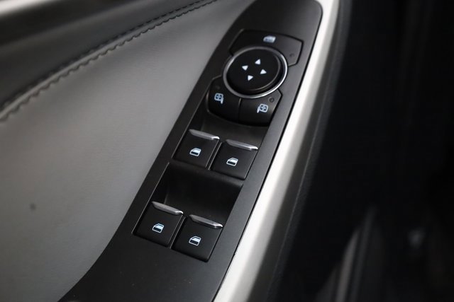 Used 2023 Ford Explorer XLT w/ Equipment Group 202A image 14