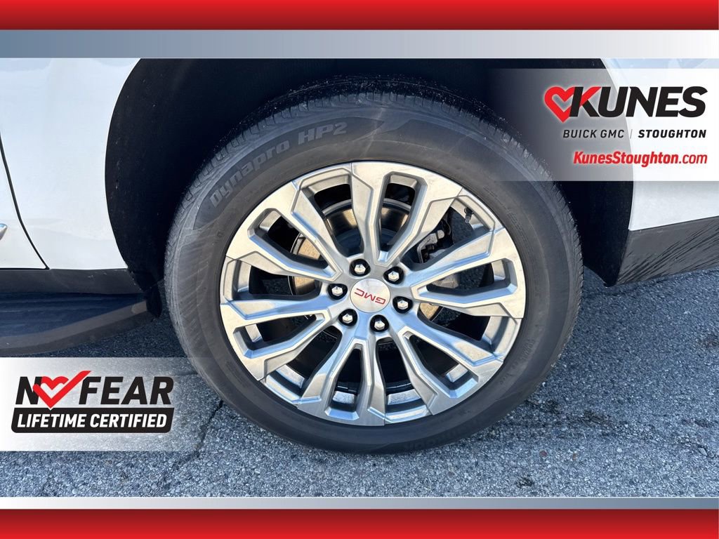 Used 2025 GMC Yukon XL Denali AWD/4WD image 18